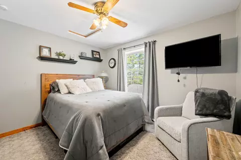 Bedroom - 20 Mt Carter Dr, Gorham, NH 03581 photo 4 of 7
