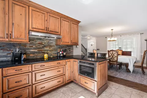 Kitchen - 20 Mt Carter Dr, Gorham, NH 03581 photo 4 of 5