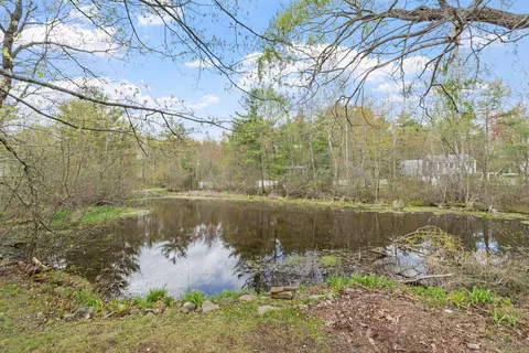 Exterior - 71 Linden St, Exeter, NH 03833 photo 10 of 11