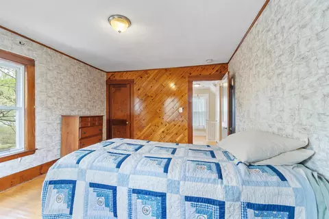 Bedroom - 71 Linden St, Exeter, NH 03833 photo 6 of 7