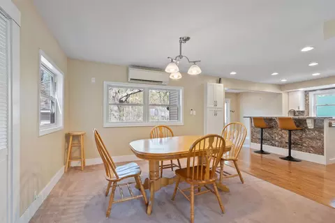 Dining - 71 Linden St, Exeter, NH 03833 photo 2 of 2