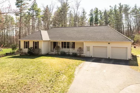 227 Lowell St, Rochester, NH 03867