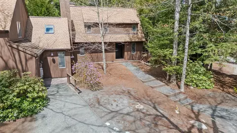 14 Bay Tree Ln, Grantham, NH 03753