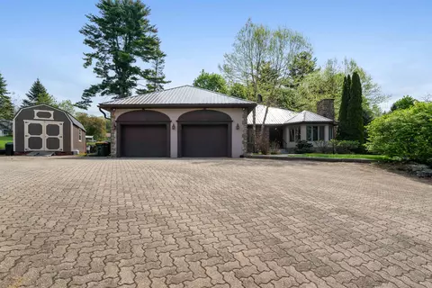 61 Chapin Ter, Laconia, NH 03246