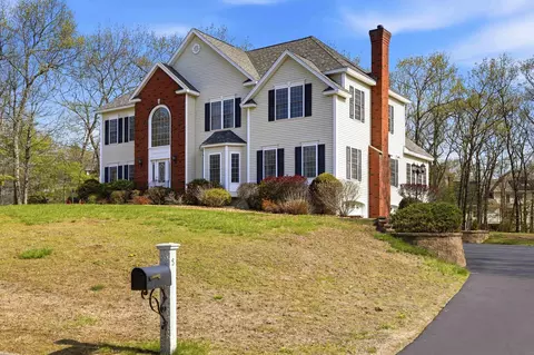 5 Duston Rd, Windham, NH 03087