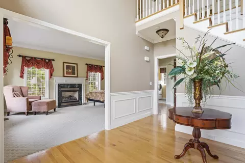 Entry Way - 5 Duston Rd, Windham, NH 03087 photo 2 of 6