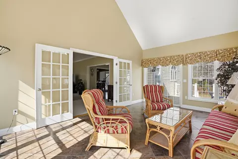 Entry Way - 5 Duston Rd, Windham, NH 03087 photo 4 of 6