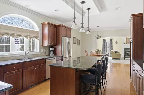 Kitchen - 5 Duston Rd, Windham, NH 03087 photo 4 of 5