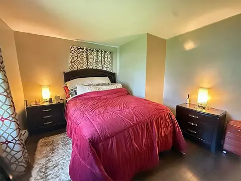 Bedroom - 387 Main St, Castleton, VT 05735 photo 4 of 6