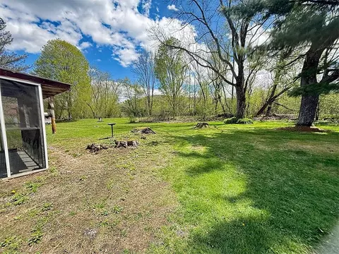 Exterior - 387 Main St, Castleton, VT 05735 photo 3 of 8