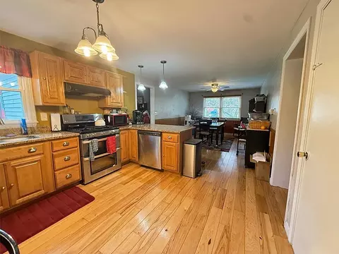 Kitchen - 387 Main St, Castleton, VT 05735 photo 2 of 3