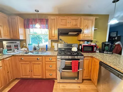 Kitchen - 387 Main St, Castleton, VT 05735 photo 3 of 3