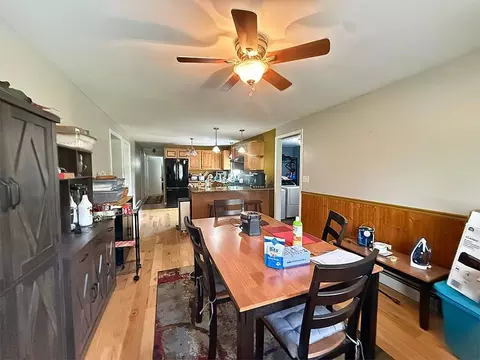 Dining - 387 Main St, Castleton, VT 05735 photo 3 of 3