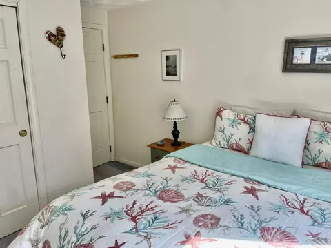 Bedroom - 975 Ocean Blvd UNIT 1, Hampton, NH 03842 photo 1 of 5