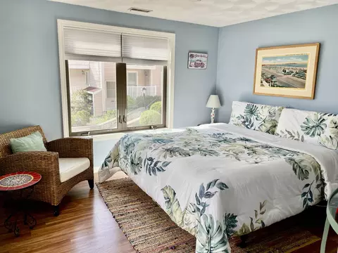 Bedroom - 975 Ocean Blvd UNIT 1, Hampton, NH 03842 photo 4 of 5