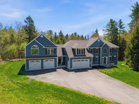 84 Juniper Cir, Auburn, NH 03032