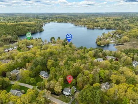 View/Area - 19 Bonnies Way, Hampstead, NH 03841 photo 3 of 6
