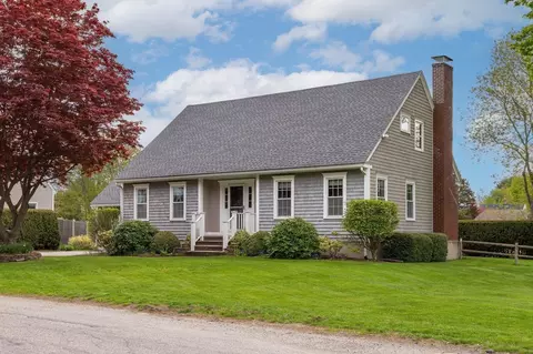 Exterior - 3 Windmill Ln, Hampton, NH 03842 photo 2 of 12