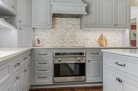 Kitchen - 3 Windmill Ln, Hampton, NH 03842 photo 6 of 7