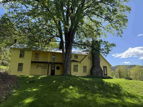 2416 Stage Rd, Guilford, VT 05301