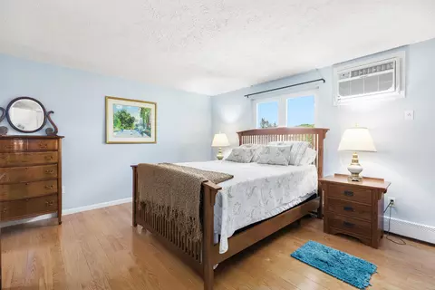Bedroom - 76 Seabury #76, Hampton, NH 03842 photo 1 of 4