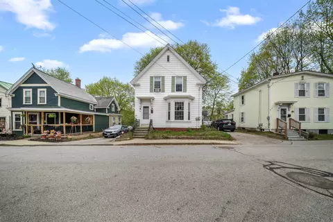 79 Winter St, Rochester, NH 03867