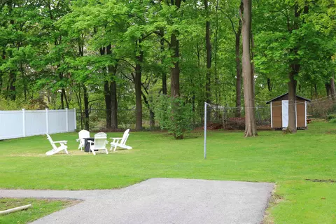 Exterior - 23 Dearborn Ave, Hampton, NH 03842 photo 5 of 6