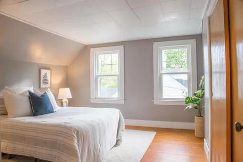 Bedroom - 23 Dearborn Ave, Hampton, NH 03842 photo 4 of 9