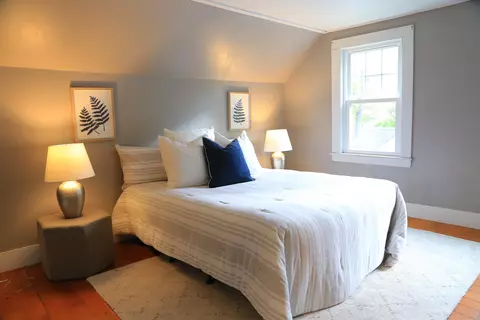 Bedroom - 23 Dearborn Ave, Hampton, NH 03842 photo 3 of 9