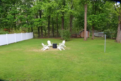 Exterior - 23 Dearborn Ave, Hampton, NH 03842 photo 3 of 6