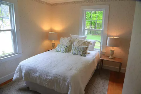 Bedroom - 23 Dearborn Ave, Hampton, NH 03842 photo 2 of 9