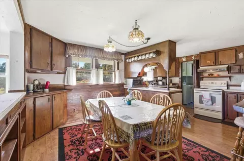 Kitchen - 84 Chaloux Ln, Williston, VT 05495 photo 4 of 4