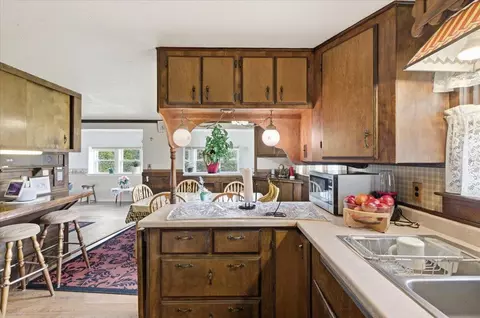 Kitchen - 84 Chaloux Ln, Williston, VT 05495 photo 1 of 4