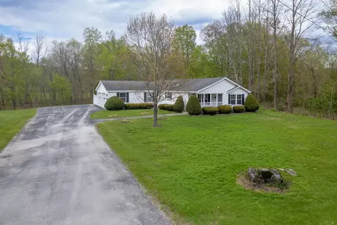 69 Julie Ln #5, Castleton, VT 05735