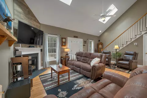 200 Webster Rd #17B, Conway, NH 03813