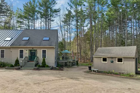 200 Webster Rd #17B, Conway, NH 03813
