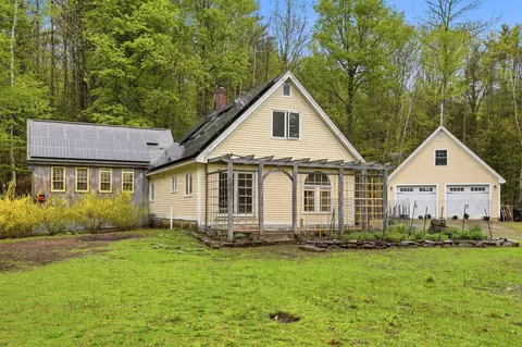 186 Hackleboro Rd, Canterbury, NH 03224