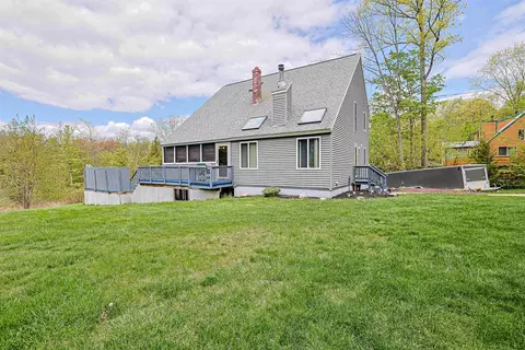 146 Wheel Wright Rd, Hampstead, NH 03841