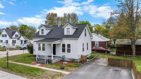 4 Master St, Manchester, NH 03102