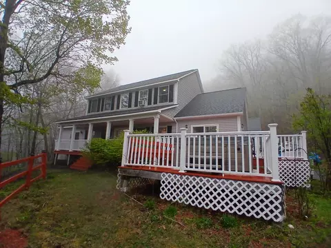 224 Walker Rd, Grantham, NH 03753