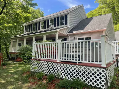 224 Walker Rd, Grantham, NH 03753