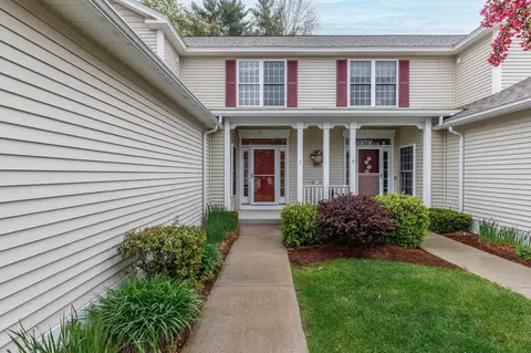 5 Lafond Ave #5, Hooksett, NH 03106
