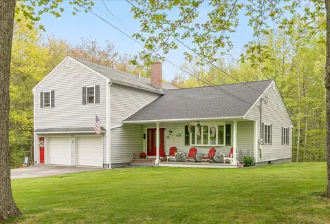 10 Balsam Way, Plaistow, NH 03865