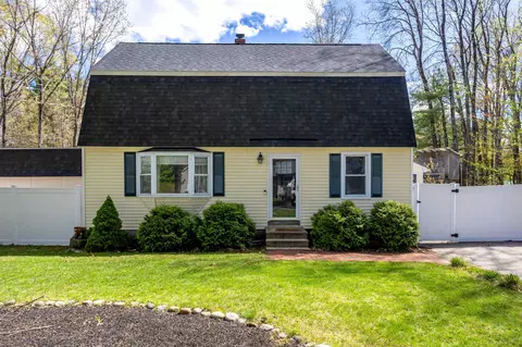 86 Manor Rd, Concord, NH 03303