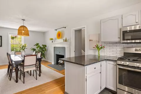 Dining - 95 Willowbrook Ave, Stratham, NH 03885 photo 5 of 5