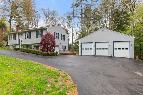 191 Worfield Cir, Bristol, NH 03222