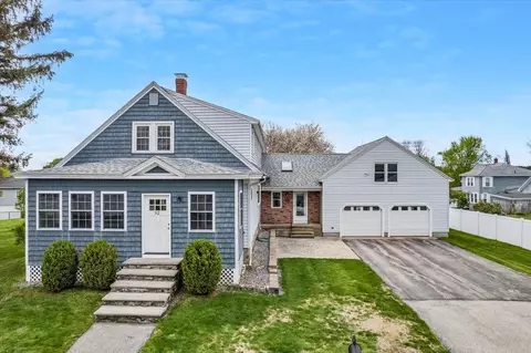 92 Pennsylvania Ave, Manchester, NH 03104