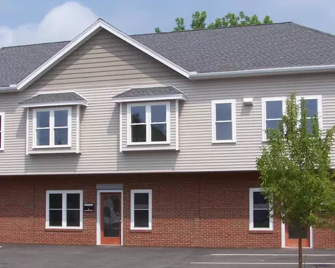 21 E Pearl St #2, Nashua, NH 03060