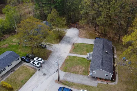 9-10 Patricia St, Somersworth, NH 03878