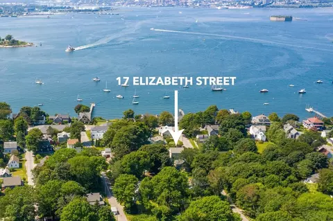 17 Elizabeth St, Portland, ME 04108